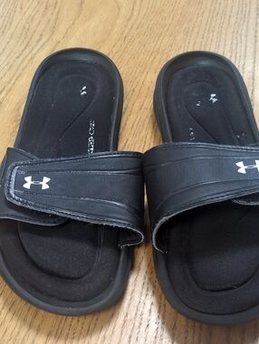 Under Armour Black Slide Sandals with Adjustable Strap
